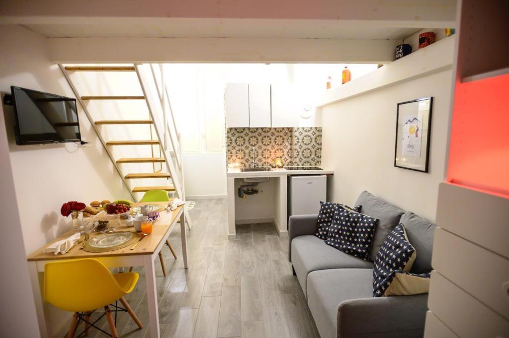 Central Guest House Napoli Ngoại thất bức ảnh